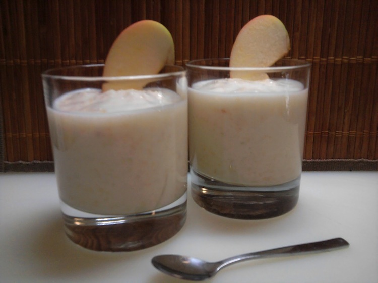 Yogurt con manzana y pera - comidas ligeras